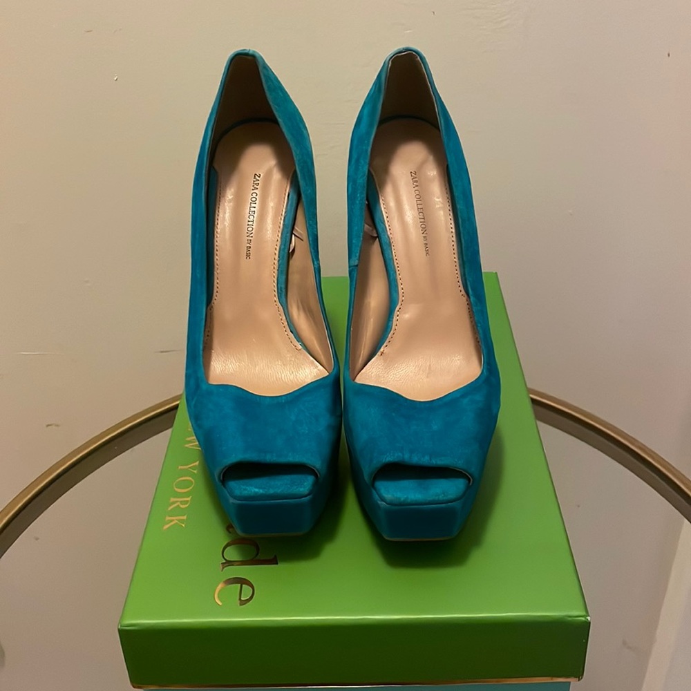 Zara Platform Suede Heels 37 Peep Toe